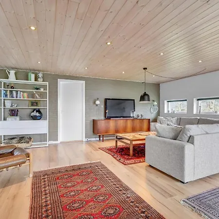 3 Bedroom Amazing In *
