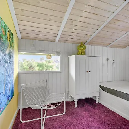 3 Bedroom Amazing In Semesterbostad *